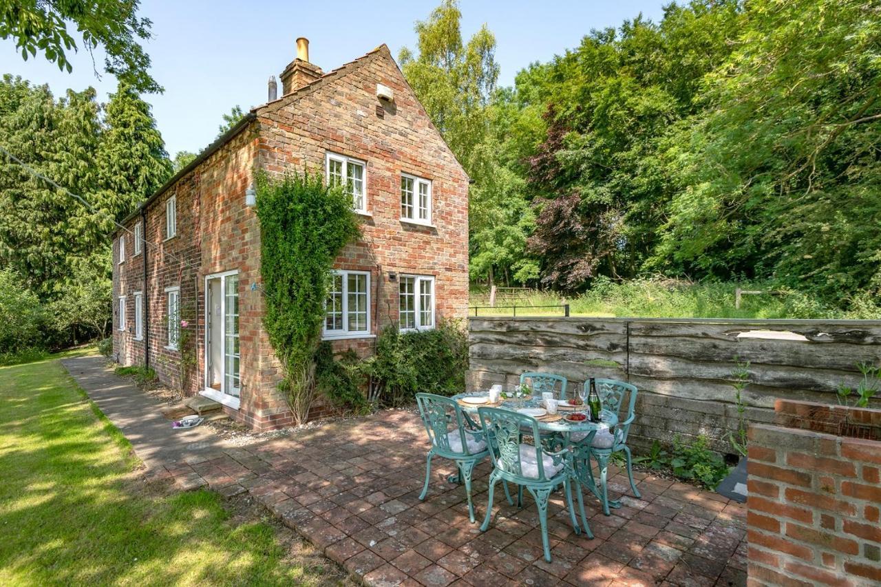 Marris Cottage Grimsby Exterior photo