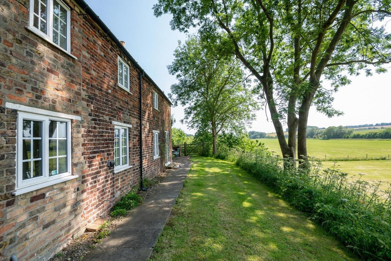 Marris Cottage Grimsby Exterior photo